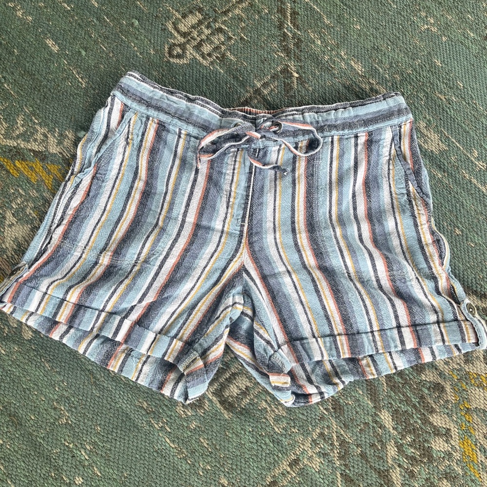 Per Se Linen Shorts - Picture 3 of 5